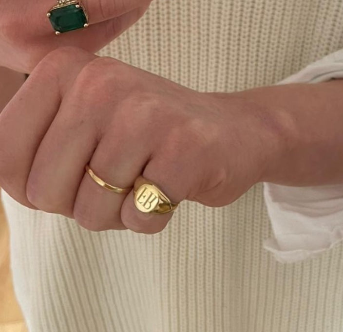 9ct Gold Signet Ring with engraving