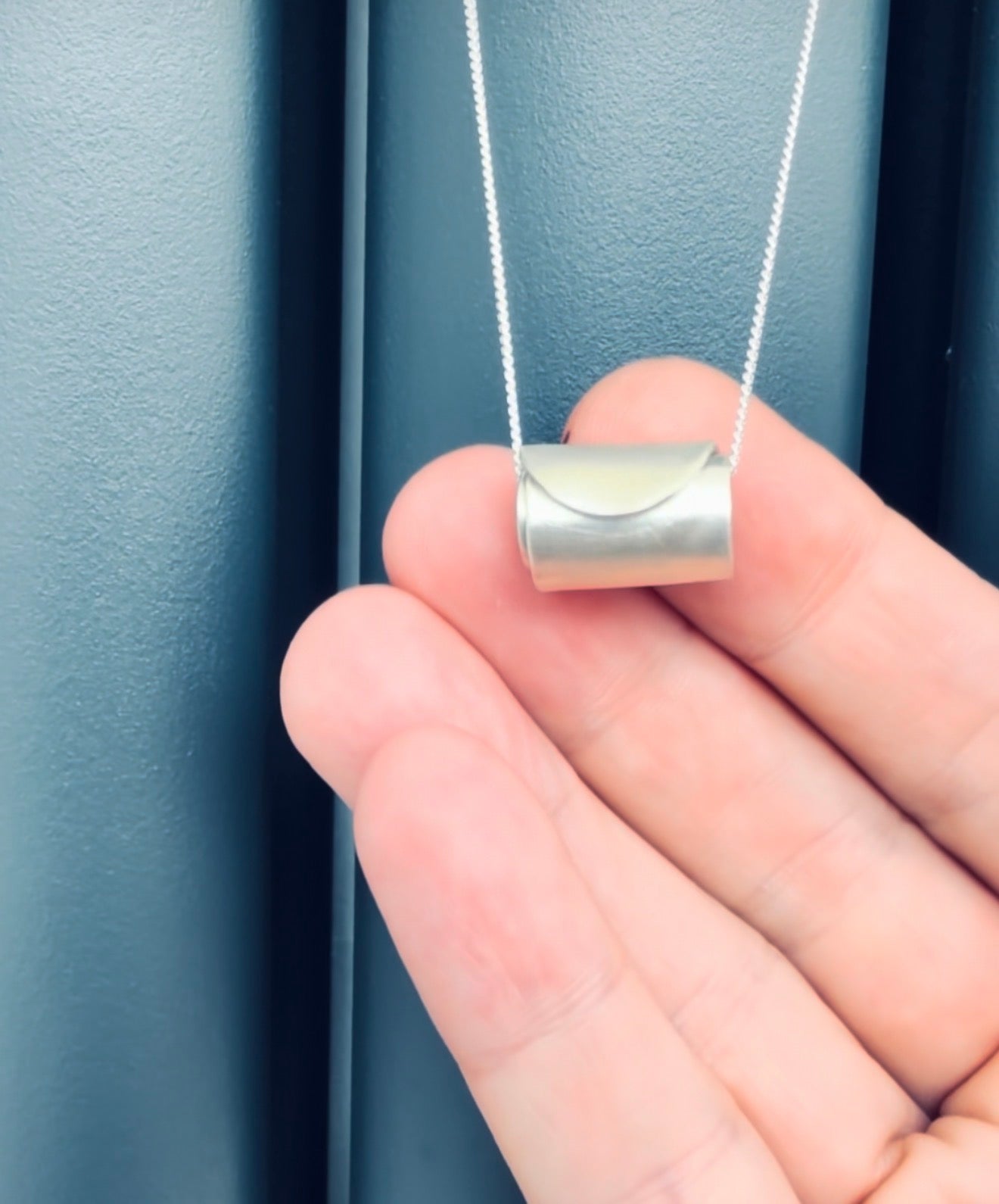 Silver rolled pendant