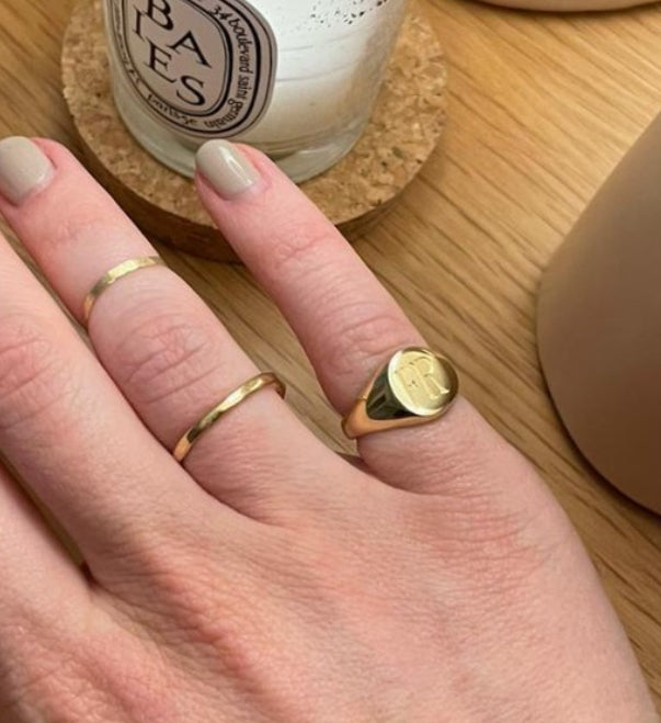 9ct Gold Signet Ring with engraving