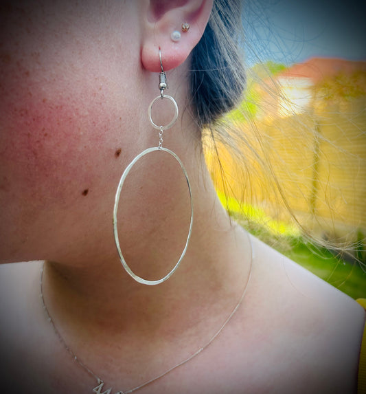 Daisy Jones silver hoops