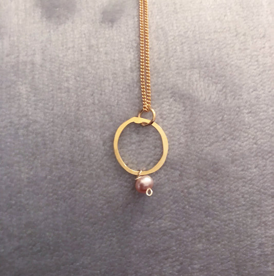 gold plated simple hoop and rose pearl pendant