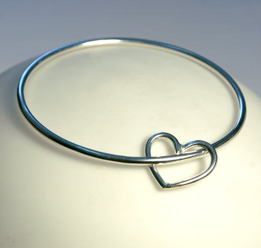 heart hoop charm bangle