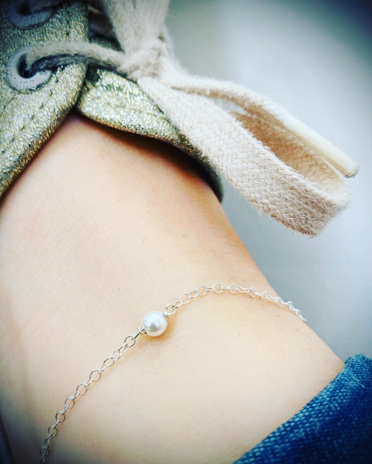 Silver and white Pearl ankle bracelet