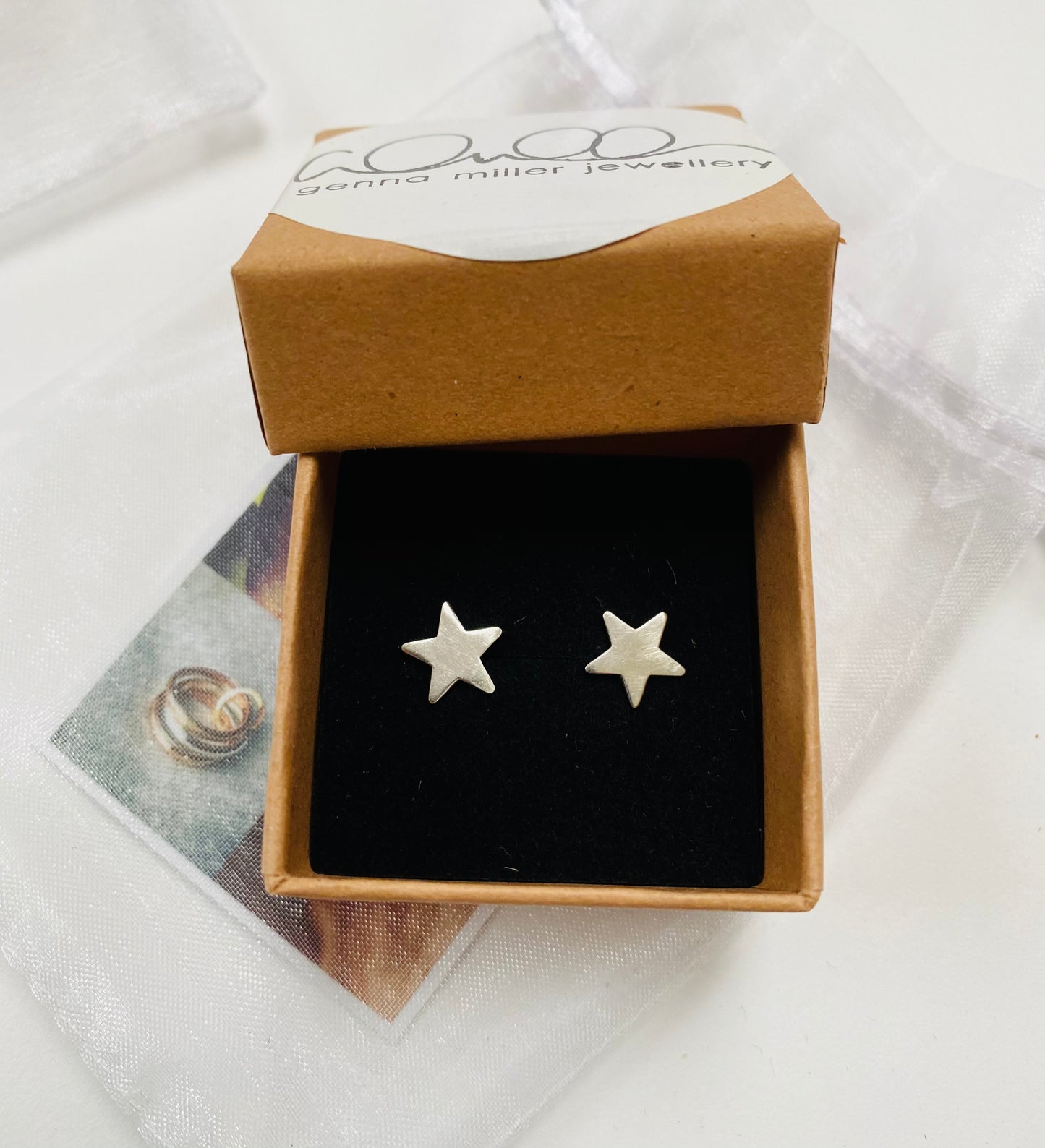 Star stud earrings